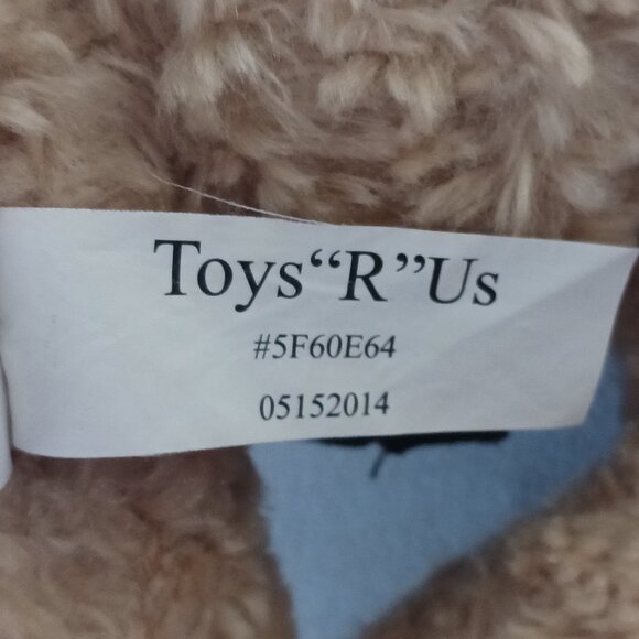 Collectable FAO Schwarz Aviator Teddy Bear with Flight Bomber Jacket - Picture 9 of 10